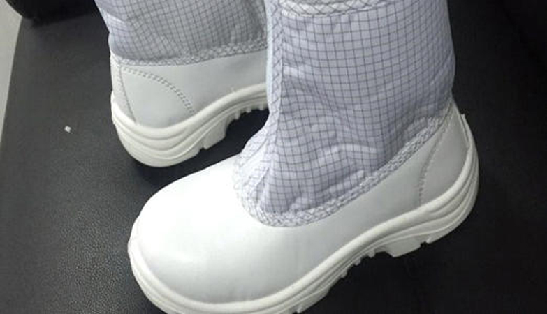 Anti-smashing long tube static shoes