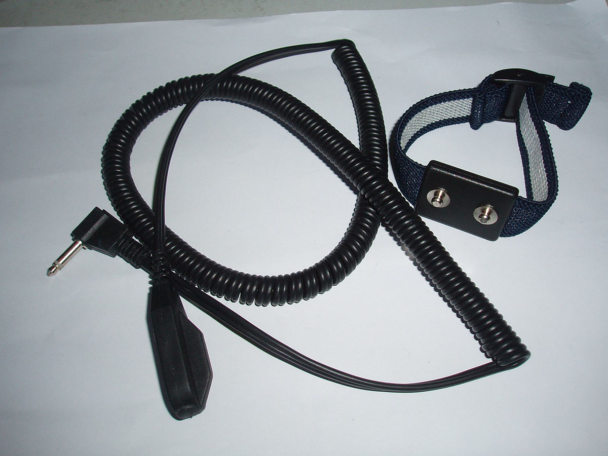 Anti-static wrist strap