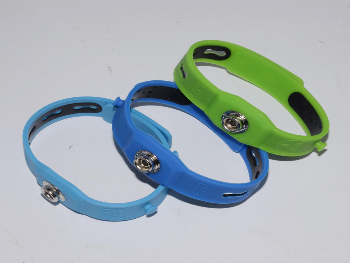 Anti-static wrist strap